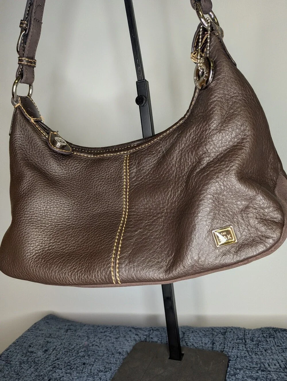 The Sak Brown Leather Slouchy Shoulder Bag with Contrast Stitching